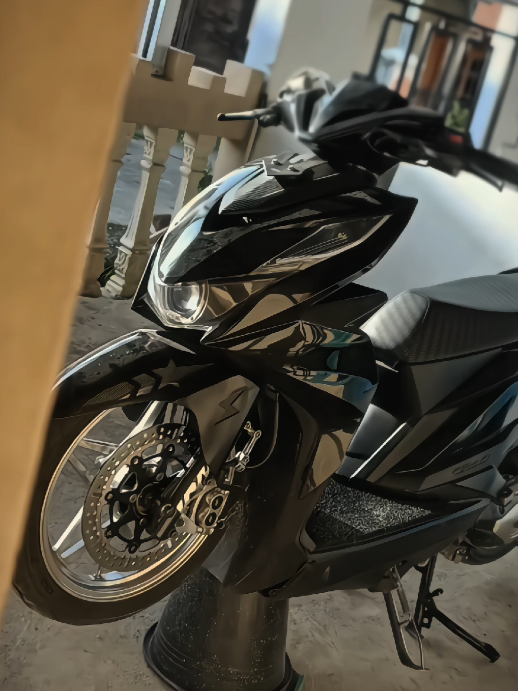 Maaf yaa.. #ViLuXESiEsCampur #Lancer #fyp #sad #cinematic 