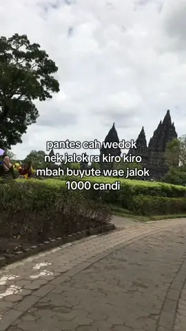 🗿 #candiprambanan #sbminggirdulu #kusumawijaya #rorojonggrang #bandungbondowoso 