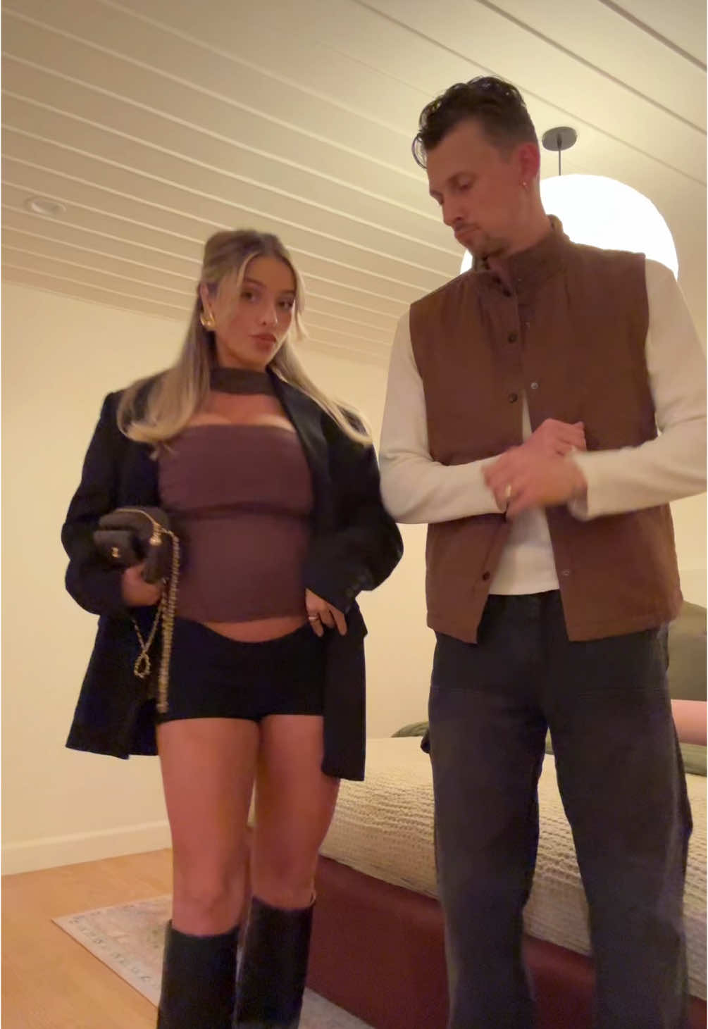 mom and dads night out 🧸🤎 #pregnant #pregnantootn #pregnantstyle #pregnancyfashion #momanddad 