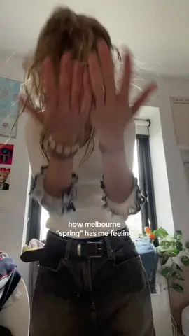 yessss i LOVEE 11 degree radiant days in spring 😜😜😜 #fyp #melbourne #australia #spring #chungus 