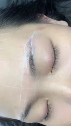 Cận cảnh đưa mực vào lông mày làm sợi như thế nào thì ở đây nhé cả nhà 👇🏿 Ib My đặt lịch trước để e k nhận khách sau nhé 📞0978590275 Gò Vấp - TpHCM #xuhuong #lôngmàytrăngnon #điêukhắcsợi #FbTháiMy 