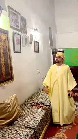 Assalamualaikum warahmatullahi wabarakatuh  “Barangsiapa mengenal dirinya, ia akan sibuk memperbaikinya daripada mencari-cari aib orang lain. Dan barangsiapa mengenal Penciptanya, ia akan sibuk dengan-Nya daripada mengikuti hawa nafsunya.” —Ibnul Qayyim rahimahullah, Al Fawaaid hal.58 #sayyidmuhammadaminalidrisialhasani 