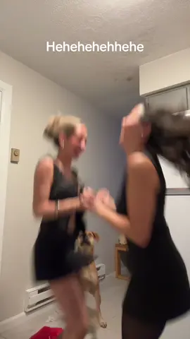 honey bee wanted to join into the end 🍯🐝 #pregame #girlsnight #goingoutoutfit #goingouttops #girlsnightout 