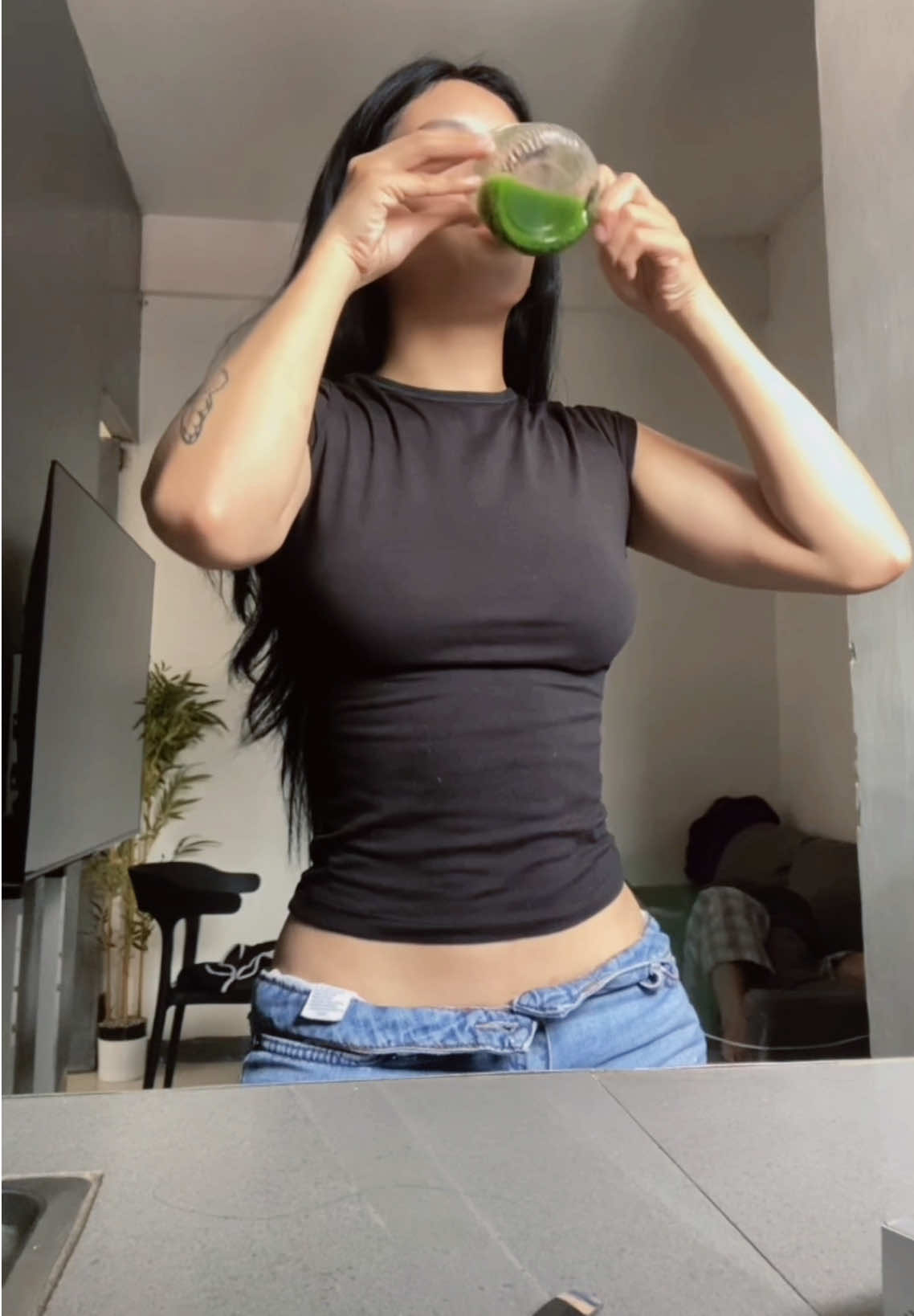 Popular skincare drink ‘Kale Powder’ #fyp #kalepowder #foryou #skincaredrink 