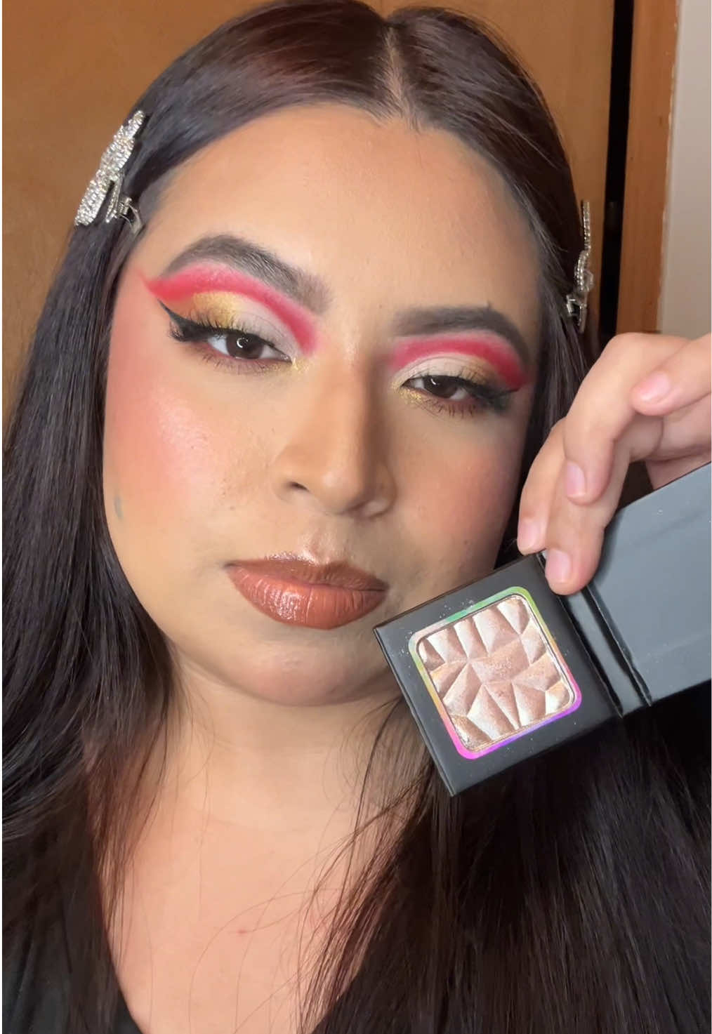 Holiday Glam Makeup 💄  💕 @@Ravishing Rouge Beauty collab @@Rossemary💄🧸 Baked With Love Palette OvenSweat Highlighter Usecode Yasmin 🔗  ##makeup##ravishingrouge##beauty##makeupjunkie