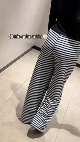 Mặc quanh năm lunnn 🤗#quannuxinh #xuhuong #macdepcungtiktok #foryou 