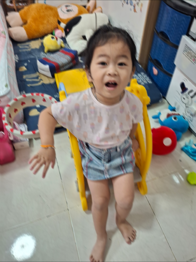 เธอชอบเพลงนี้#วัยรุ่น2ขวบ7เดือน #เด็กน้อยอารมณ์ดี 