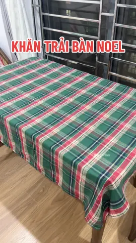 Khăn trải bàn hợp mood Noel nè mấy bà #khantraiban #trangtrigiangsinh #noel2025 #thaochiriviu #xuhuong 