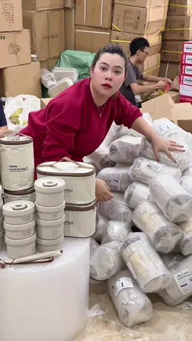 Hộp đựng cơm giữ nhiệt 2-3-4 tầng #hopdungcom #hopdungcomgiunhiet #hopdungcomgiunhietvanphong #hopdungcomvanphong #hopdungcomkemthiadua 