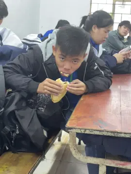 Đứa trẻ hạnh phúc dùng tuổi thơ để ôm ấp cuộc đời, đứa trẻ bất hạnh dùng cả cuộc đời để chữa lành tuổi thơ  😊#x #fyp #xh #tt 