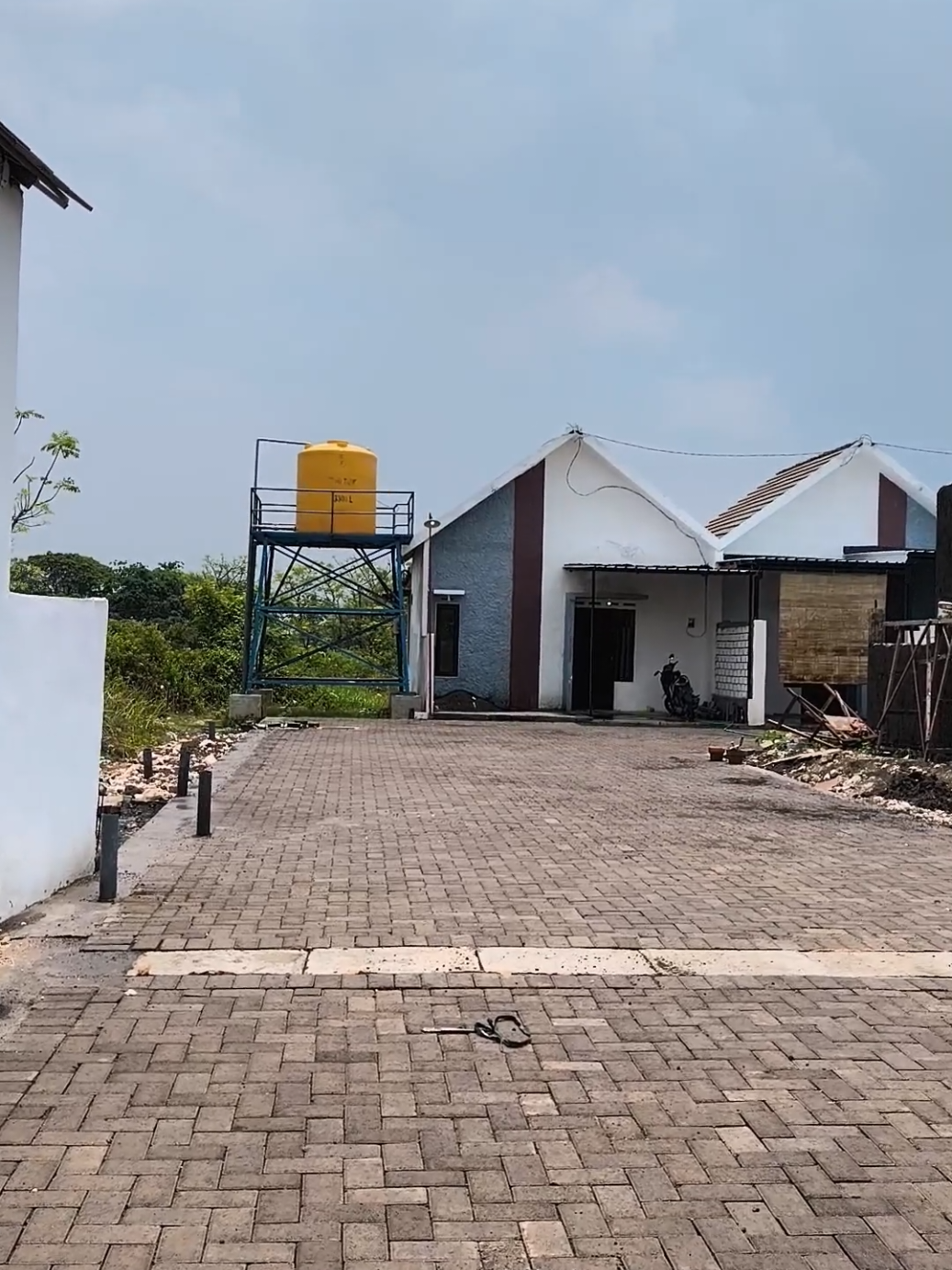 Update Progress pengerjaan Omah Idaman Sidayu,  dari rumah idaman DP 0% sampai rumah subsidi nya semua terupdet det det...  #rumahsubsidi #rumahidaman #surabaya #gresik #fyp 