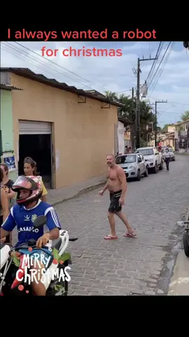 For every kid who asked his parents for a robot for Xmas #fyp #robotmoment #streetdance