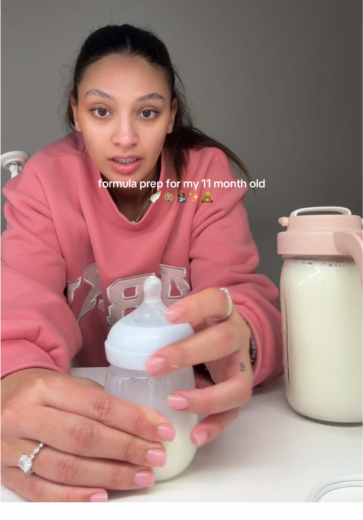 formula prep for my baby 🫶🏽🍼👶🏽 #pitchermethod #formulaprep #formulafeeding #fedisbest #breastfeeding 