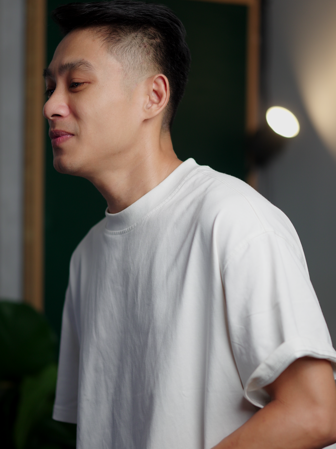 Kìa đêm nay, bao nhiêu gã si tình,Thành đá ngây dại vì dáng em #dcnstudio #tuananhnguyen ##artstudiothuamdanang #gothong #lamtruong