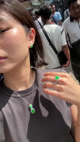 #ကျောက်ဝိုင်း 