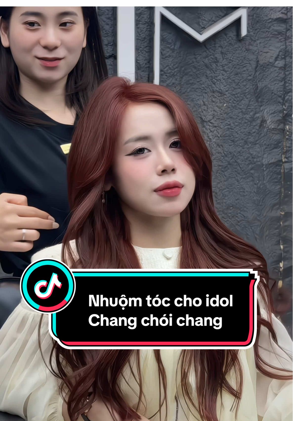 Nhuộm tóc cho idol Chang Chói Chang…#nhattamfamily #xuhuong #nhattamhairsalon 