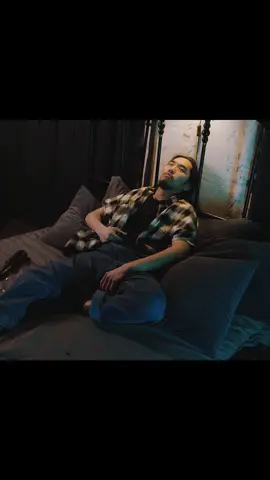 Quais correntes estão prendendo a sua mente? Deixe nos comentários 🙏💪🎬 #nefarious #filmegospel #filmes #fe #evangelicos 