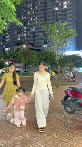 Hạnh phúc nhất là khúc này, dù mặc đồ củ vẫn hả họng cười mấy chị ơi 🤭 #angicungduoc 