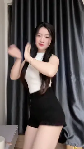 Chỉ ngại anh ở bên aiii