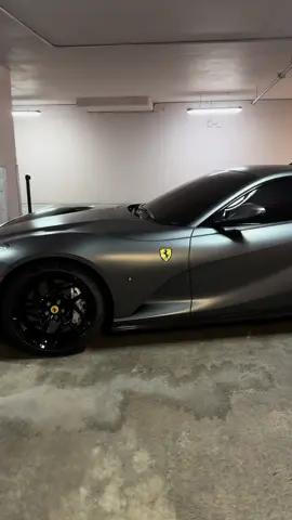 #ferrari #812 #812superfast #gintani 