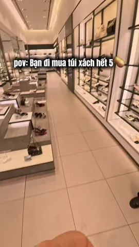 ai có cái túi nơ đỏ hong dọ #NgocNga 