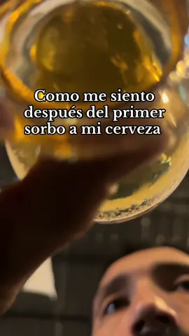 Cerveza fría, buena compañía el plan no pinta nada mal 🍻