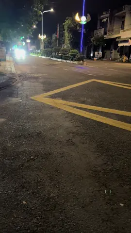 Chạy rách cả bạc mà chẳng thấy tiền đau 🤣#xuhuongtiktok #81H02224 #howoa7 #nghềnghiệpcủatôi 