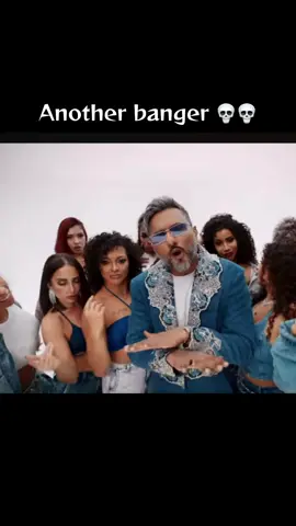 Chillgum song yo yo honey singhaaa 😱#foryou #bhojpuri #yoyohoneysingh #yoyoneerajfuyaal1 #unfreezemyacount 