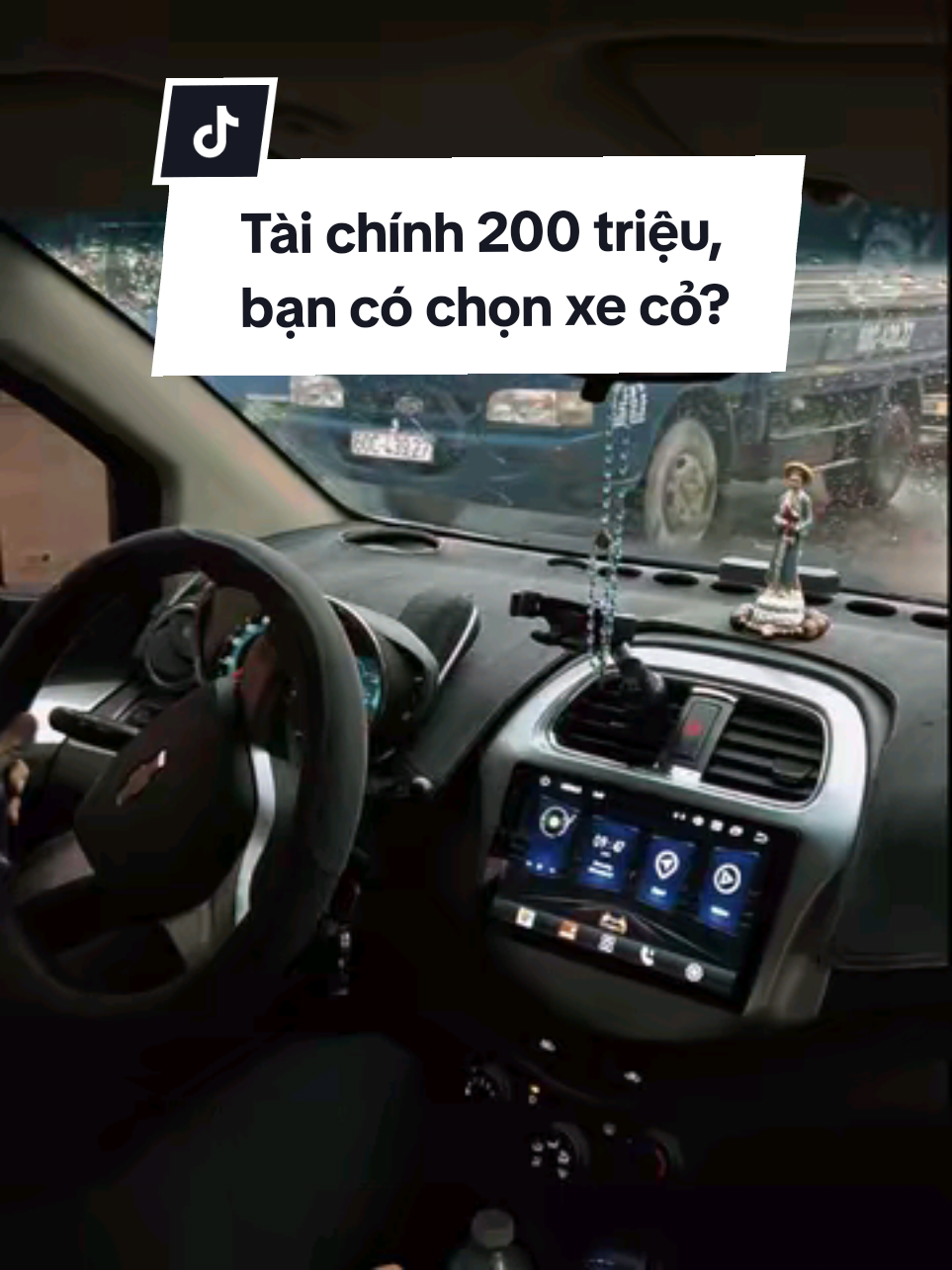Có 200 triệu, bạn sẽ mua xe cỏ hay mua xe mới trả góp? Bản thân mình thì mua xe cỏ vì những lí do sau: 1. Xe là để phục vụ mình, không phải để mình phục vụ xe. → Mua vừa túi tiền, chạy thoải mái, hư sửa cũng nhẹ đầu. 2. Xe cũ vẫn chở được những người mình thương, như xe mới thôi. → Cảm giác an toàn và hạnh phúc không nằm ở giá trị chiếc xe. 3. Mua xe để tự do, chứ không phải để thêm gánh nặng. → Trả góp mỗi tháng 10–15 triệu, chỉ cần một tháng trễ là thấy áp lực liền. 4. Xe cỏ, nhưng tâm an. → Không sợ trầy, không sợ mất giá, cứ lái thoải mái. 5. Giá trị thật của chiếc xe không nằm ở đời xe, mà ở những hành trình nó chở mình đi. → Dù là Spark, Morning hay Vios cũ, miễn là mang lại niềm vui. TÓM LẠI: Quyết định là của bạn, hãy luôn hạnh phúc với chiếc xe của mình nhé #ridewithtien #fyp #trending #xh #xuhuongtiktok 