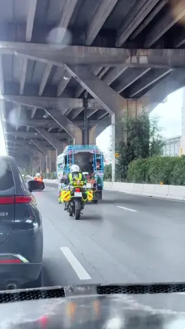 #โรงเรียนหมอนทองวิทยา💚🤍 #ch7hdnews   สู้ๆ รถขนฝัน❤️❤️❤️