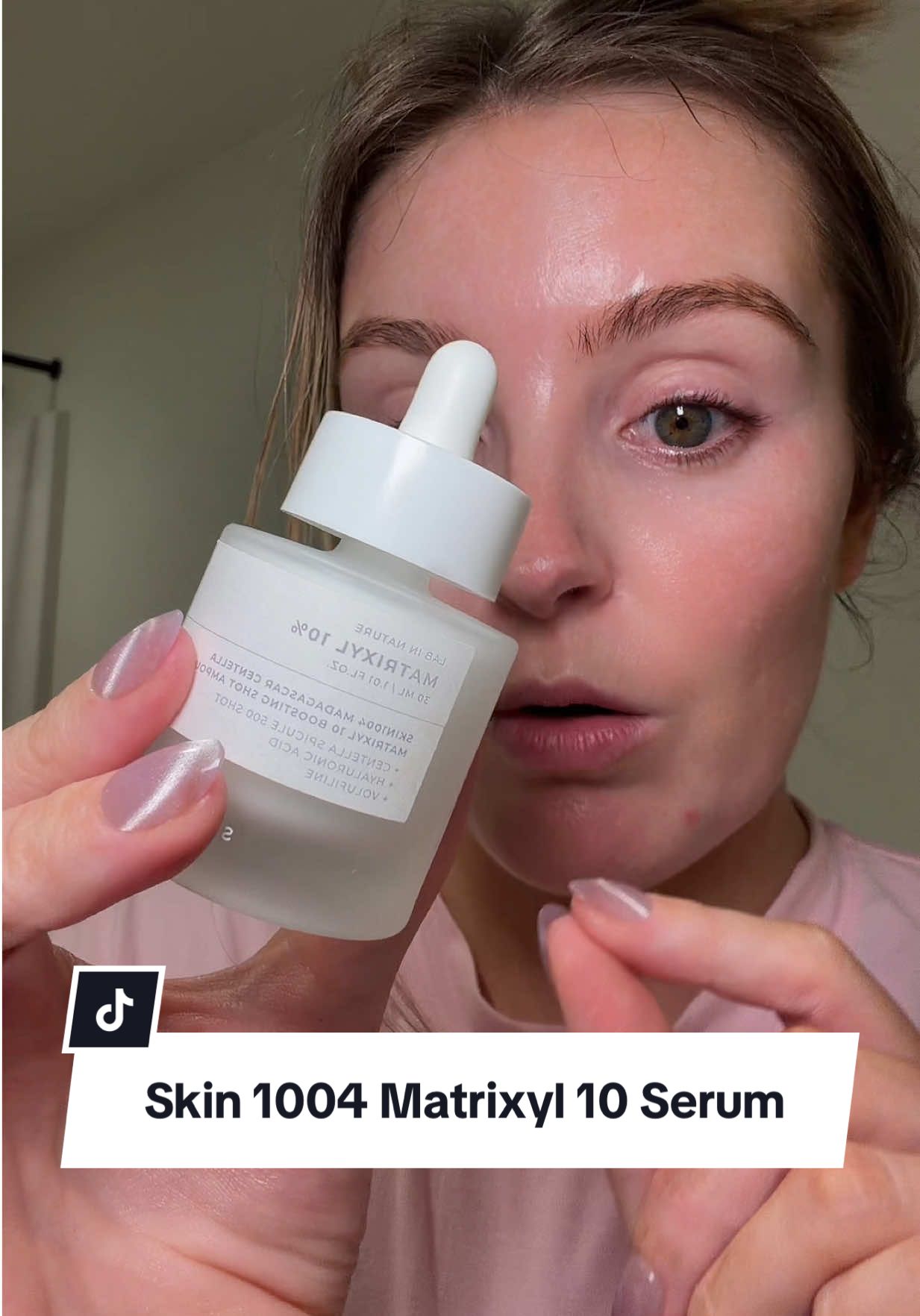 The little spicules allow the hydrating ingredients get deeper into your skin which everyone with dull dehydrated skin needs @SKIN1004 US  #tiktokshopblackfriday #tiktokshopcreatorpicks #tiktokshopcybermonday #tiktokshopfalldealsforyou #funbeyondshopping 