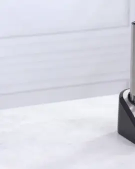 Electric wine 🍷 opener and preserver set @Pampered Chef #wine #winetools #electricwineopener #keepitsimpleinthekitchenwithkim #winelover 