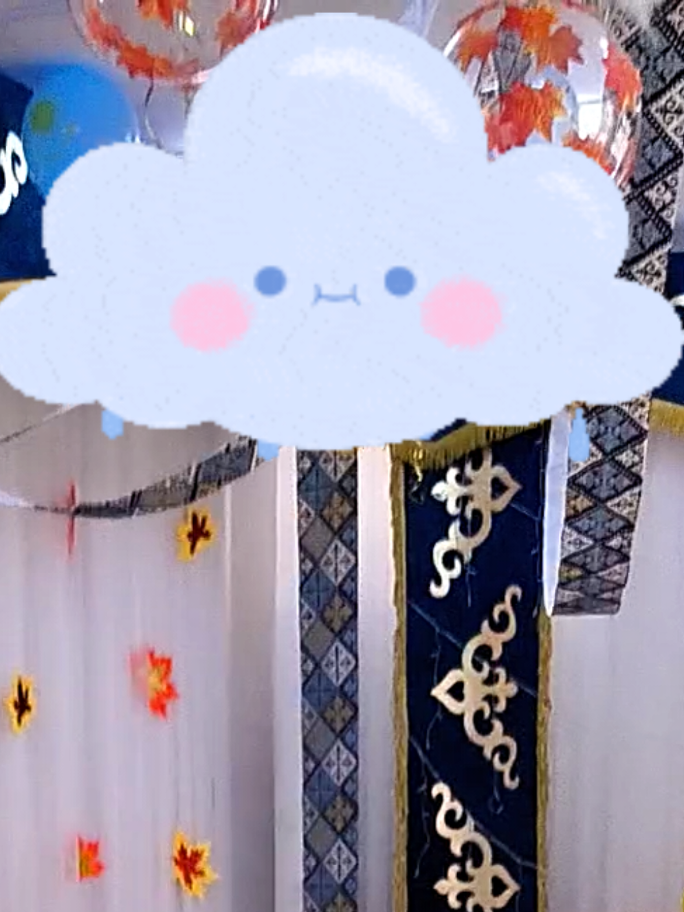 утренник Золотая осень в младшей группе. Танец злая тучка