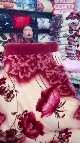 Kích thước 1.6x2m trọng lượng 1.7kg #chantuyetnhung #xuhuong 