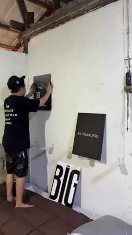 pinaka mabisang tape #tape #walldecor #bedroomdesign 