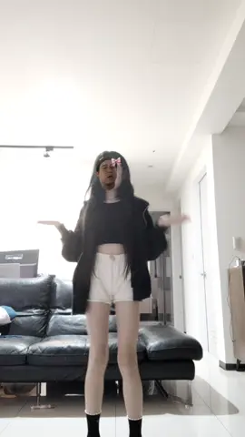 真的很喜歡這套衣服~~#跳了好幾次 #跳的不好請見諒 #我要上推薦 #文靜小女生 #夢眠專屬標籤 