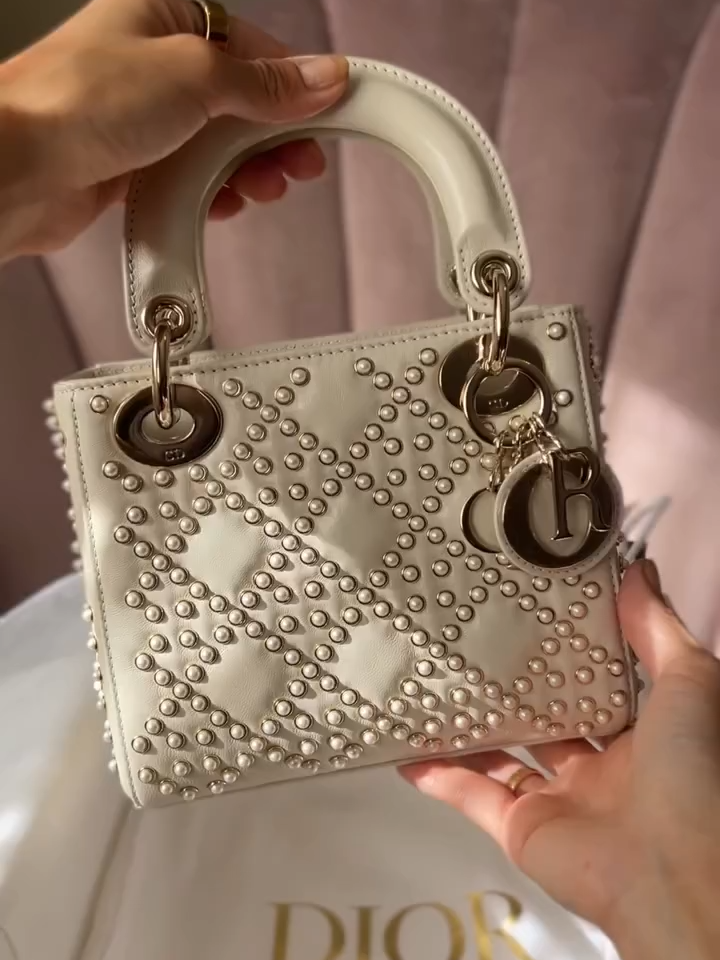 Lady Dior unboxing ✨🤍 #diorbags #bags #luxurybags #for #foryou #cindrelabags