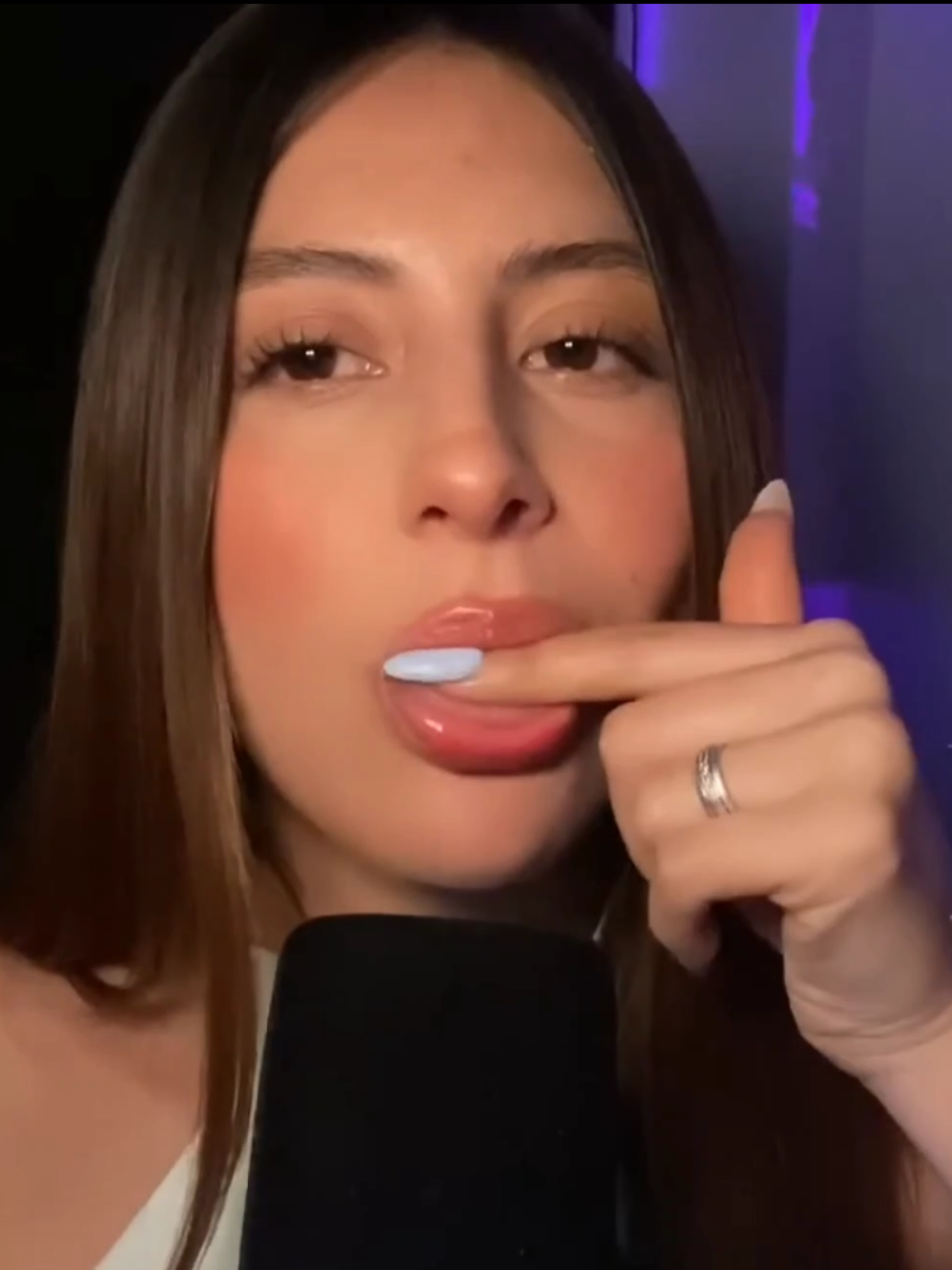 ASMR MOUTH SOUNDS 👅  #asmr #asmrmouthsounds 