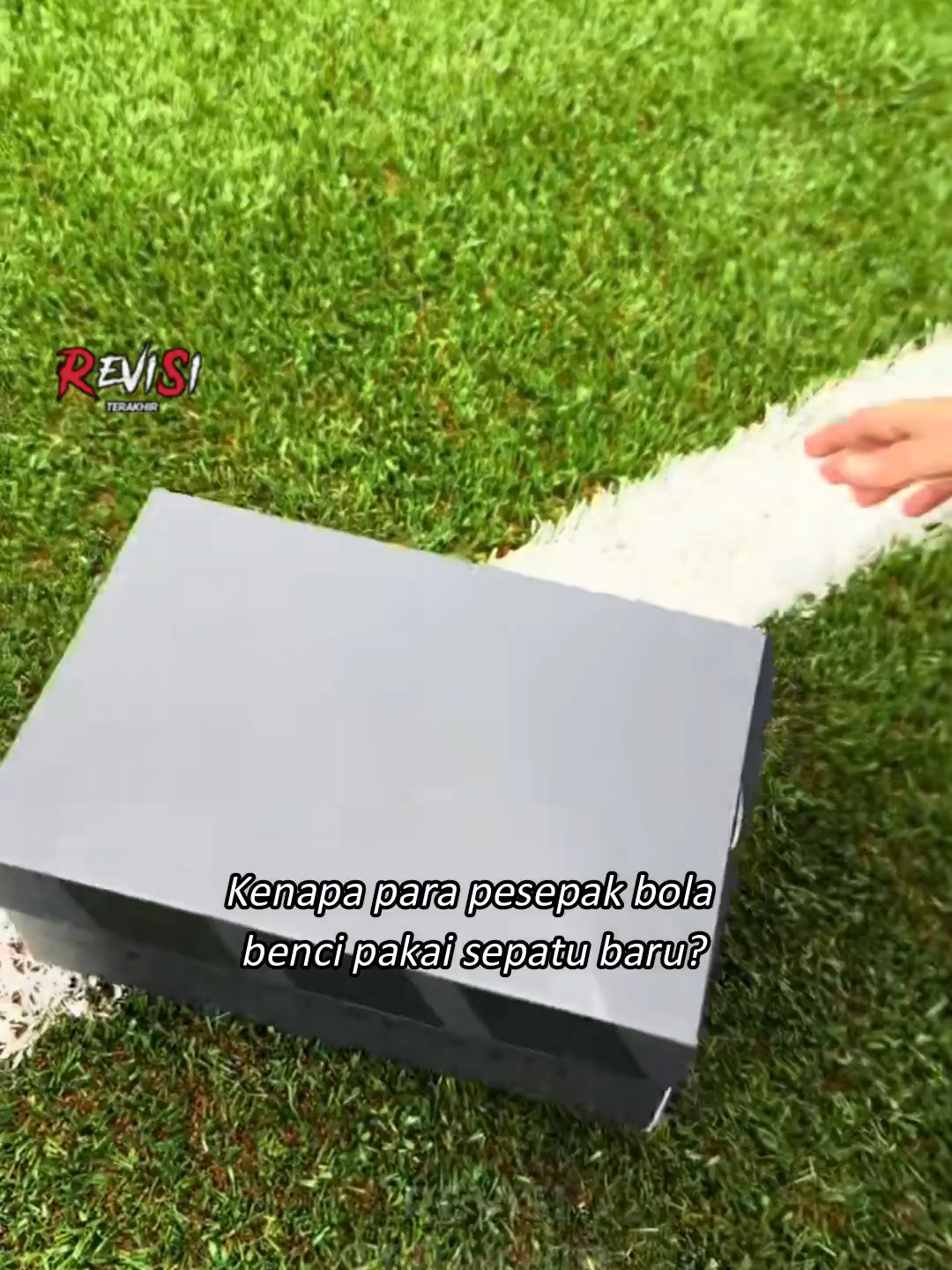 Kenapa para pemain bola benci memakai sepatu bola baru? 😳🤔 #footballtiktok #sepakbola #trending