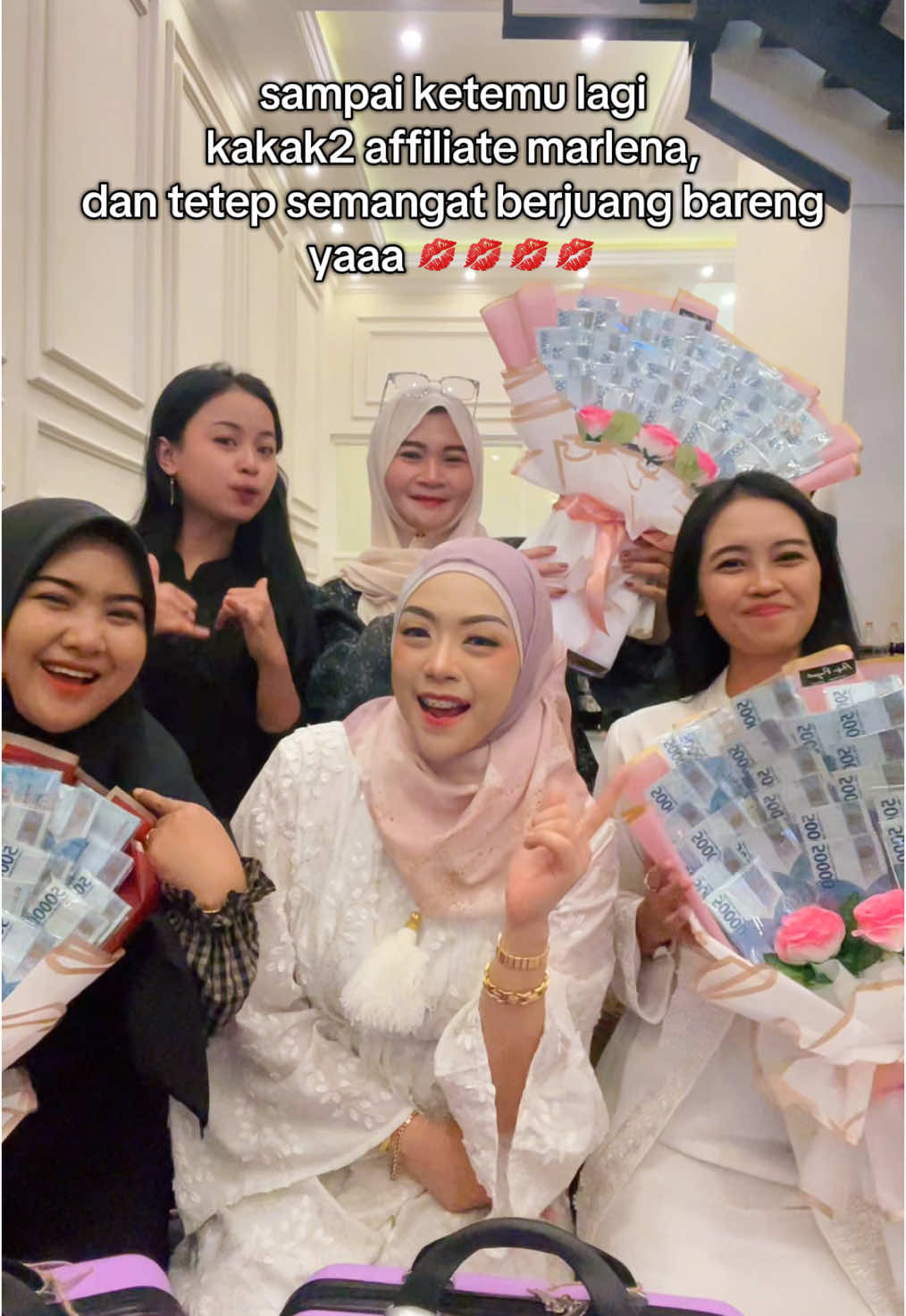 semangat semua affilate marlena tersayangg 💋💋💋😘😘#openingceremony #affiliatemarlena #marlena #marlenaskincare #FYPSkincare #fyp 