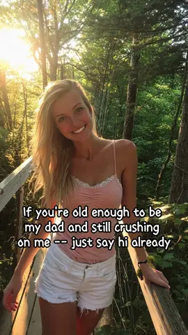 Single American woman lives in USA #singlelife #singlegirl