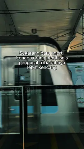 Sudah saatnya Anda belajar dari sosok paling terpercaya dalam sejarah perdagangan. Dapatkan Buku Bisnis Rasulullah sekarang dan temukan strategi praktis yang bisa langsung diterapkan untuk meningkatkan penjualan dan membangun reputasi bisnis yang kuat!#bisnis #bukubisnis #sukses #rasulullah 