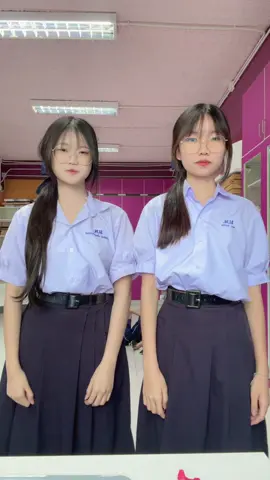 @หลิงหลิง อย่าเผลอเด้งรับนะคะ #cxret #แว่นมานี่มา #ติ๋ม #เพลงฮิตtiktok 