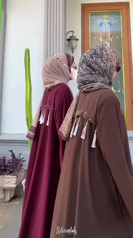 Burgundy x mahoganny 🤎❤️ #coupleabaya #abayastyle #abayagirls #abayafashion #abayafashion 