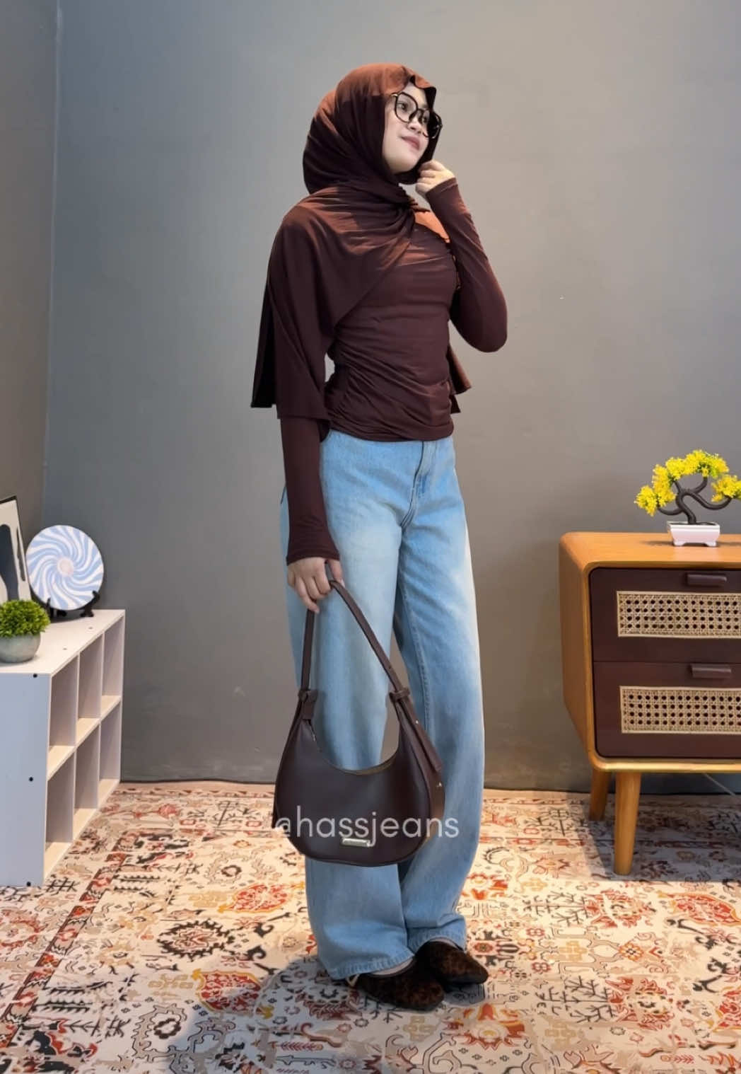 Inspirasi ootd simple pakai baggy jeans ❤️ #OOTD #baggyjeans #baggypants #ootdinspiration 