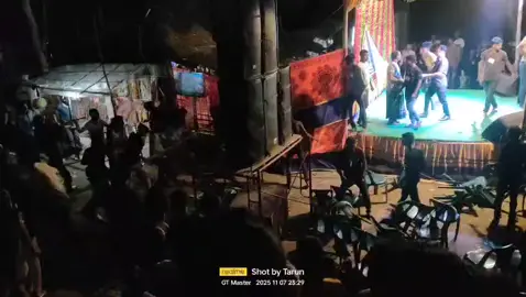 কনসার্টে পানি ঢেলে দিলো😂 #tiktok#foryou #fyp #trending #jagobandhu13 @🌸আমি শুধুই আমার😎💓🌸🌸 