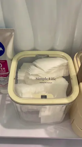 Hộp này đựng bông tẩy trang không sợ bụi bặm , đựng cột tóc hoặc làm hộp đựng rác để bàn #hopdungbongtaytrang #hop #hopdung 