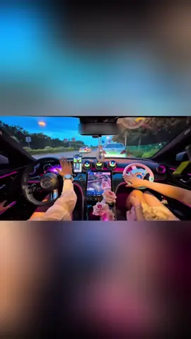 Nhìn vô lăng nhỏ mà thấy iu ghê #supercar #car #sieuxe #viral #mercedes 