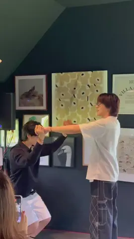 😭😭 certified neona and smyle father 👍🏻 #skywongravee #nanihirunkit #skynani #hirunkit_ 