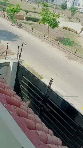 اتنے غم ہیں اب خلاصہ کون کرے😊😊 ##چلو مسکرا دیتا ہوں اب تماشہ کون کرے#viral #zindge🥀 #mushkil #for 